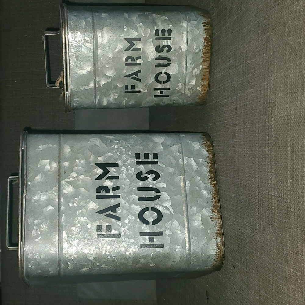 NWOT Farm house tin cannisters